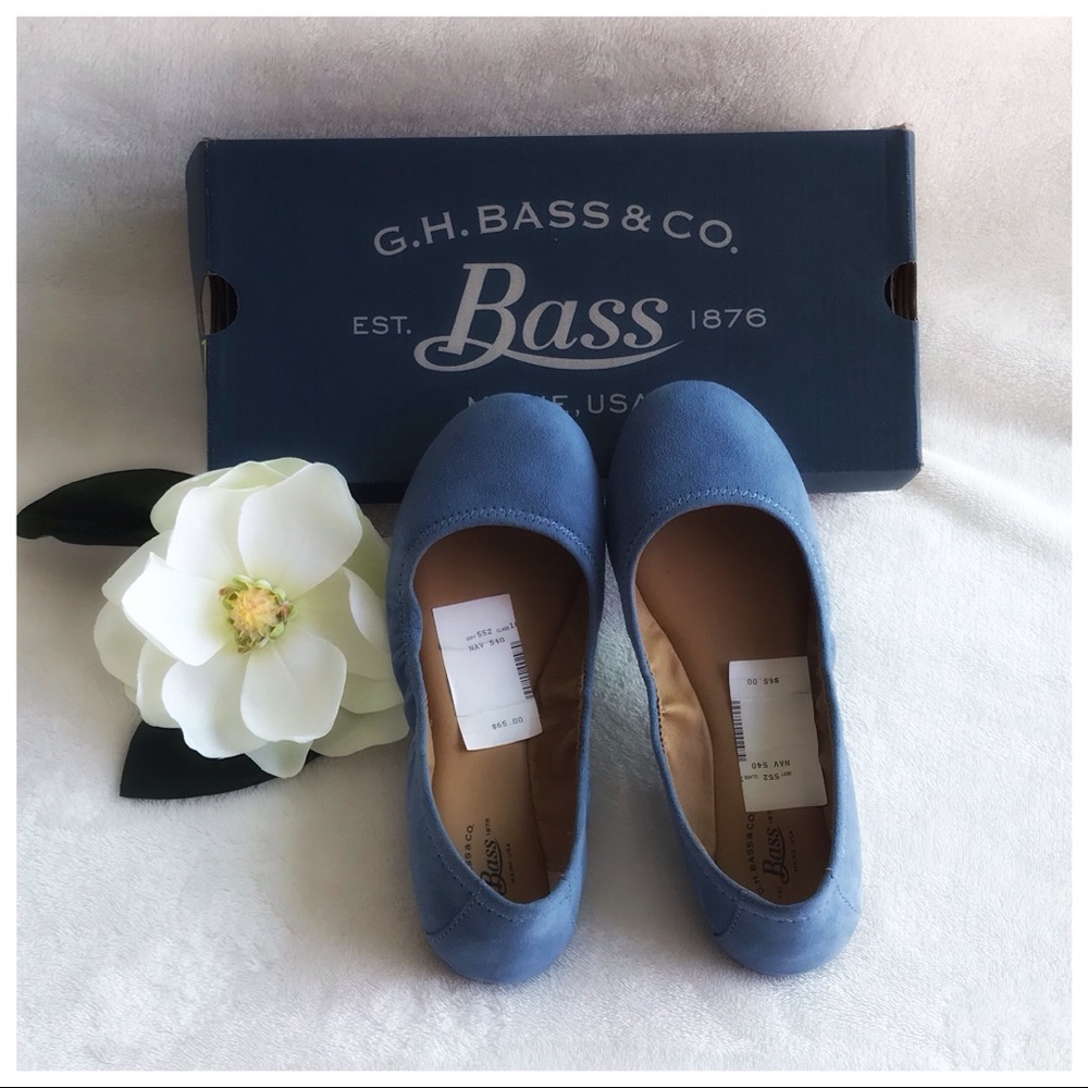 Bass brand leather blue suede shoes! Size 5.5 NWT